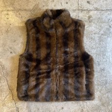 画像1: REVERSIBLE STRIPE DESIGN FAUX FUR VEST / Ladies L (1)