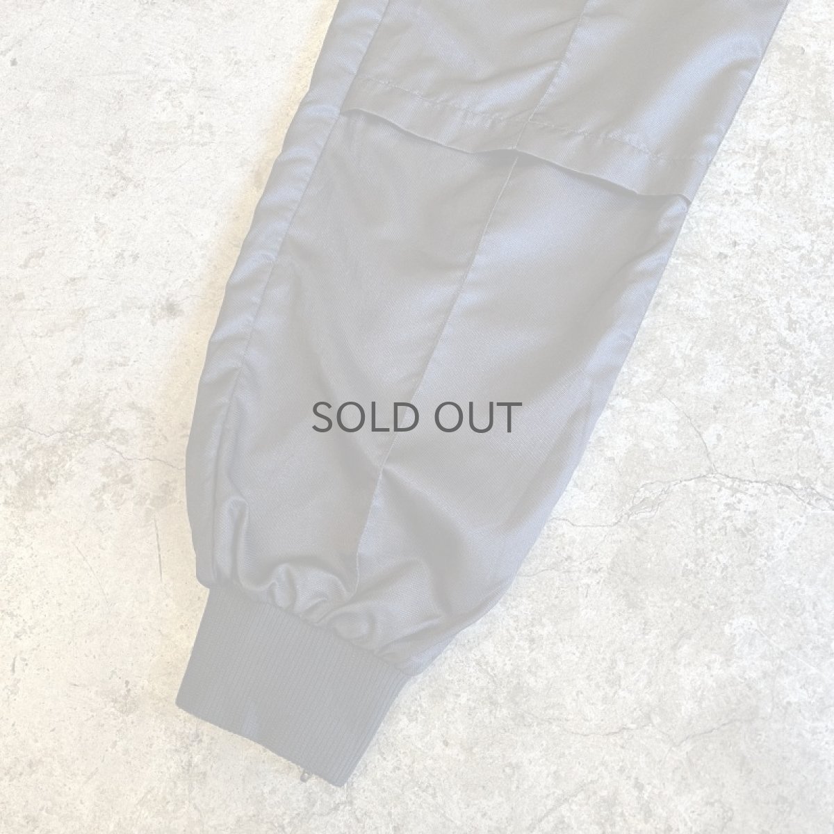 画像4: 【NIKE】POINT EMBROIDERY DESIGN NYLON JOGGER PANTS / W25~W33 (4)