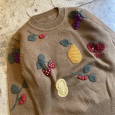 画像3: FRUITS PATTERN THREE DIMENSIONAL CROCHET DESIGN KNIT SWEATER / Ladies M (3)