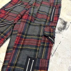 画像4: 80's~ CHECK PATTERN BONDAGE PANTS / W30 / MADE IN UK (4)