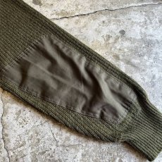 画像10: MILITARY SHOULDER ELBOW PATCH DESIGN SWEATER / Ladies XL (10)
