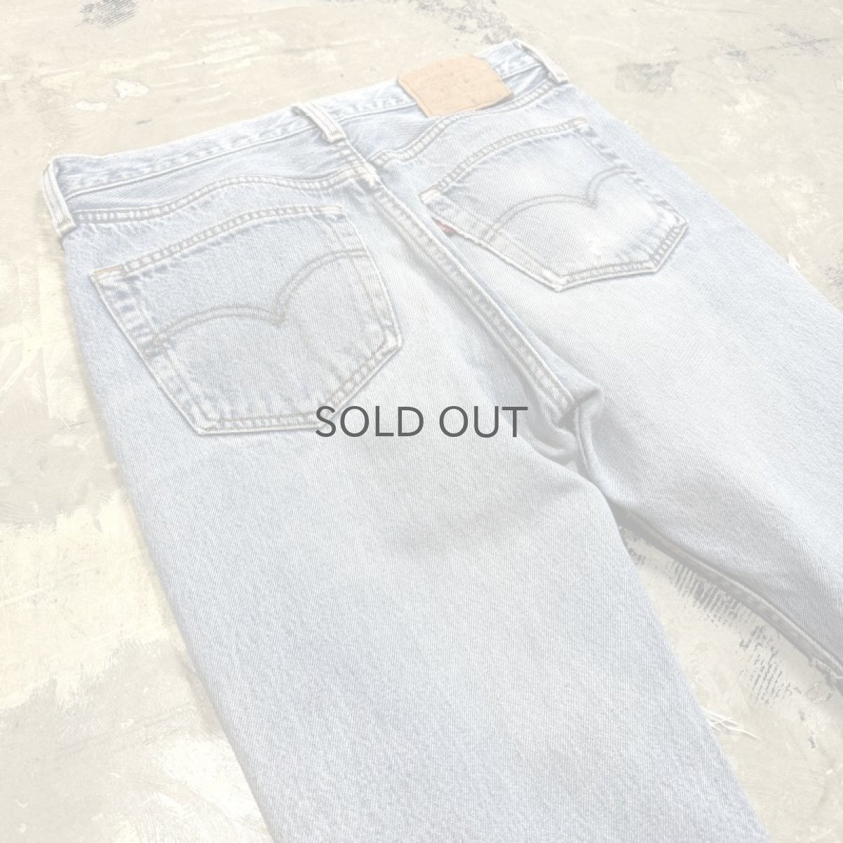 画像9: 90's【LEVI'S】501 GRUNGE DAMAGE DENIM PANTS / W32 / MADE IN USA (9)