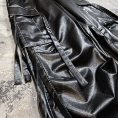 画像5: 【WONDERGROUND】FAUX PATENT LEATHER CARGO PANTS / OS (5)