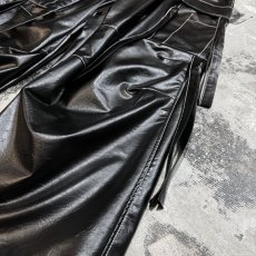 画像6: 【WONDERGROUND】FAUX PATENT LEATHER CARGO PANTS / OS (6)