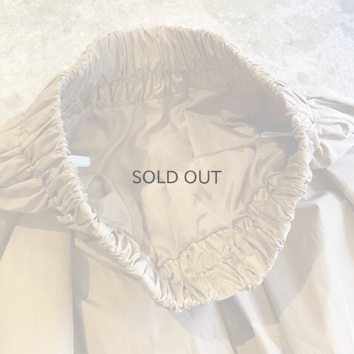 画像7: BEIGE COLOR NYLON FLARE LONG SKIRT / W27~W35 (7)