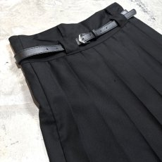 画像3: 【WONDERGROUND】PLEATED WITH BELT SKIRT / OS (3)