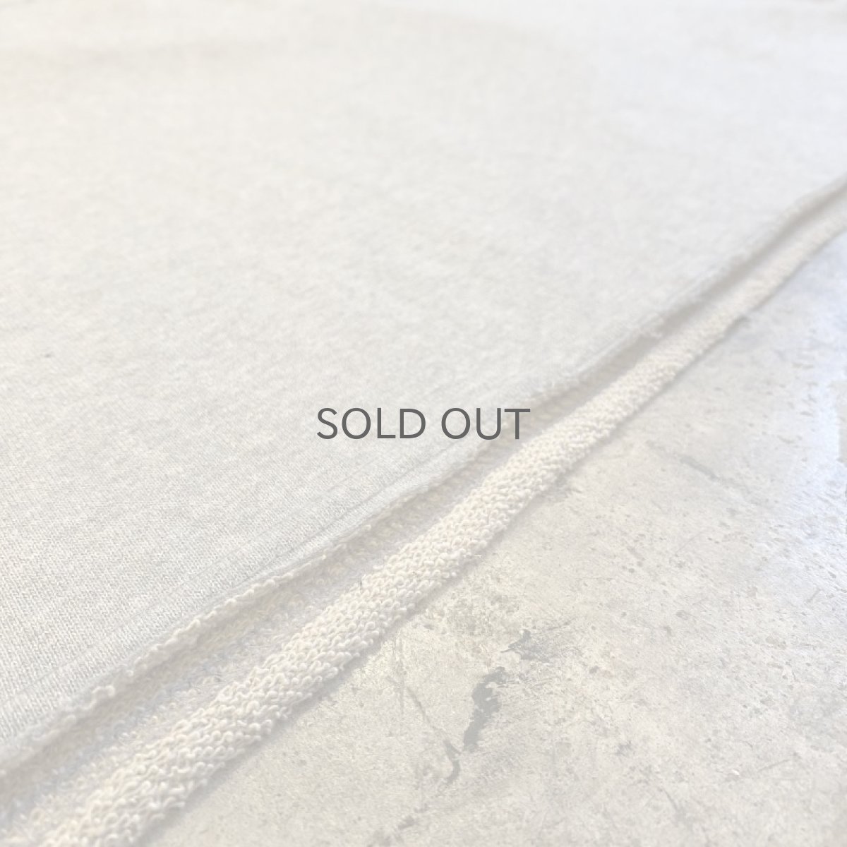 画像11: 【Wiz&Witch】"WEIRD" ONE SHOULDER OFF SHORT SWEAT / OS (11)