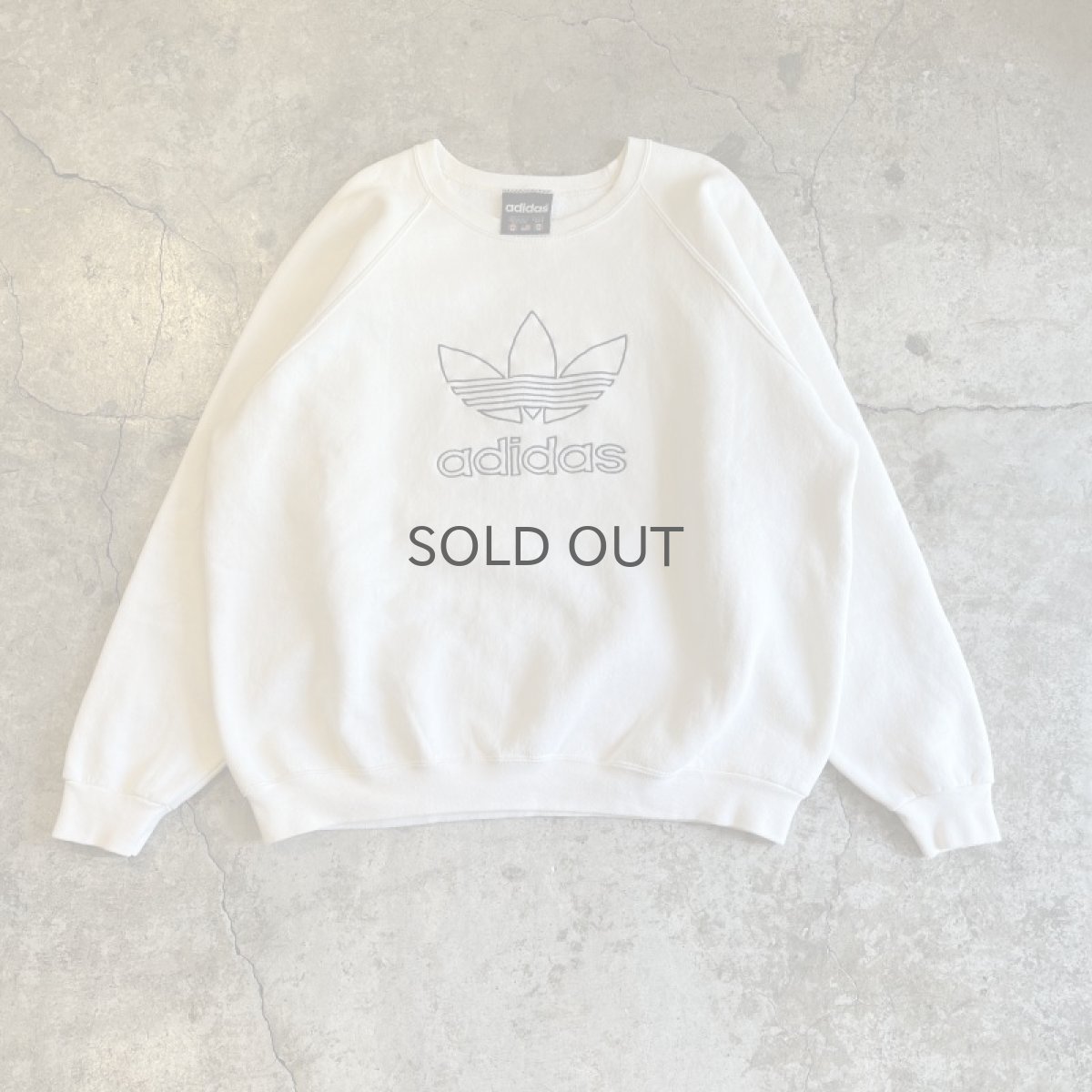 画像1: 80's【adidas】FRONT EMBROIDERY DESIGN L/S SWEAT / Ladies XL(L) / MADE IN USA (1)