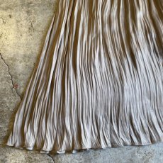 画像8: LUSTER BEIGE COLOR PLEATED LONG SKIRT / W24~W31 (8)