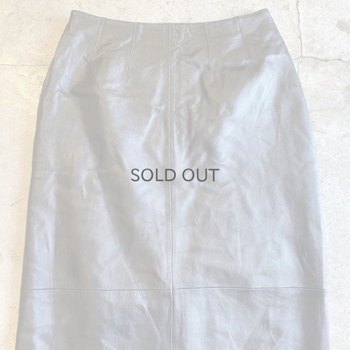 画像5: LEATHER BLACK COLOR BACK SLIT SKIRT / W28 (5)