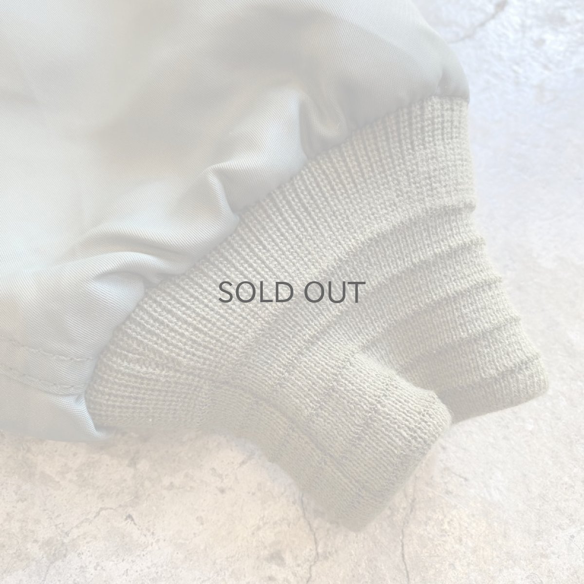 画像11: KHAKI COLOR DOUBLE FACE DESIGN MA-1 JACKET / Ladies L  (11)