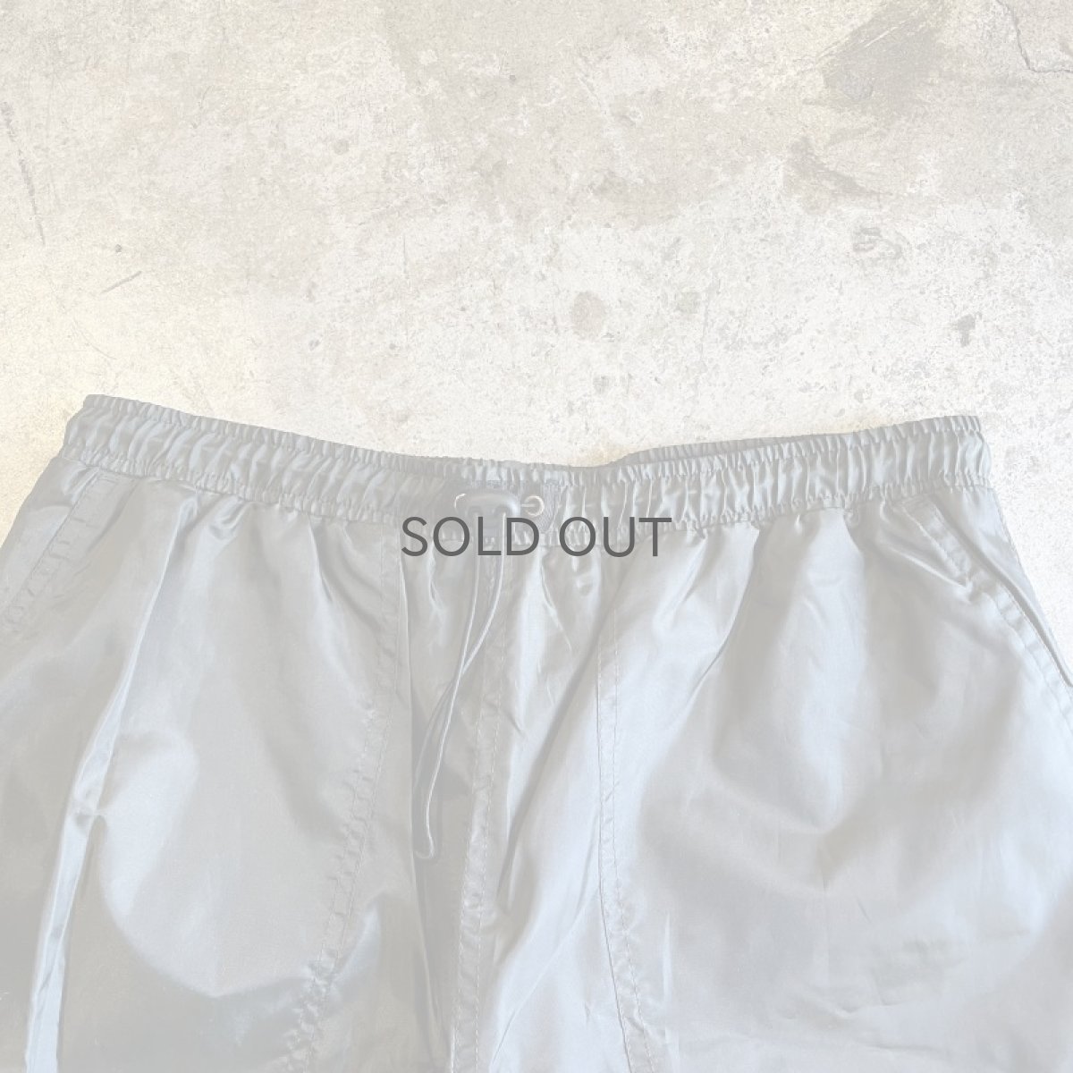 画像7: KHAKI COLOR CARGO DESIGN NYLON PANTS / ~W37 (7)