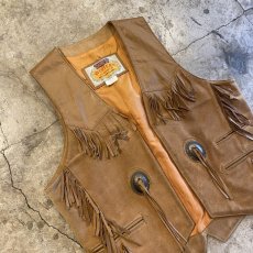 画像3: LEATHER FRINGE POINT CONCHO DESIGN VEST / Ladies M (3)