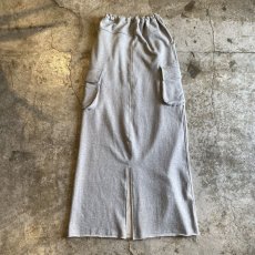 画像2: BACK SLIT CARGO DESIGN SWEAT LONG SKIRT / FREE (2)