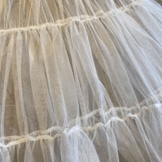 画像9: TIERED DESIGN WHITE COLOR SHEER TULLE LONG SKIRT / W25~W31 (9)