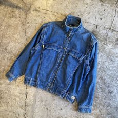 画像4: 90's BLUE DENIM 2WAY SHOULDER ZIP DESIGN JACKET / Ladies M (4)