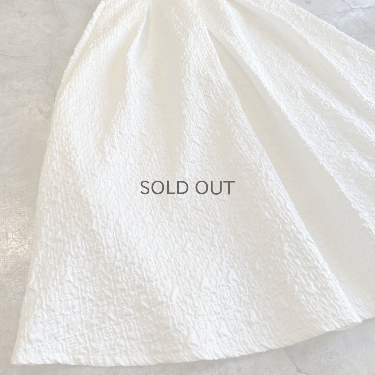 画像5: EMBOSS DESIGN FLARE VOLUME SKIRT / W24~W29 (5)