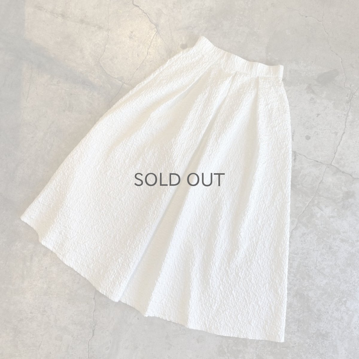 画像4: EMBOSS DESIGN FLARE VOLUME SKIRT / W24~W29 (4)