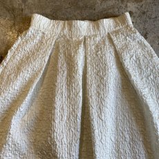 画像6: EMBOSS DESIGN FLARE VOLUME SKIRT / W24~W29 (6)