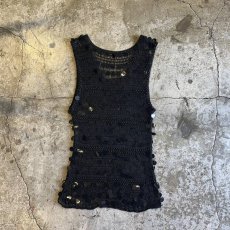 画像2: BLACK COLOR SEQUINS EMBROIDERY DESIGN CROCHET N/S TOPS / Ladies S~M (2)