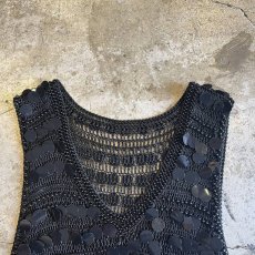 画像5: BLACK COLOR SEQUINS EMBROIDERY DESIGN CROCHET N/S TOPS / Ladies S~M (5)