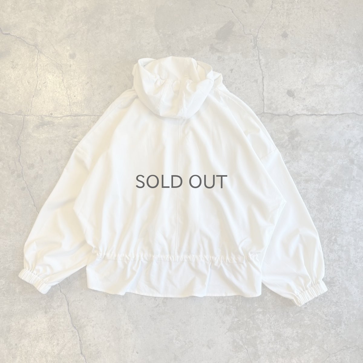 画像2: FRONT 2 POCKET SHORT DESIGN ZIP UP HOODIE JACKET / Ladies M (2)