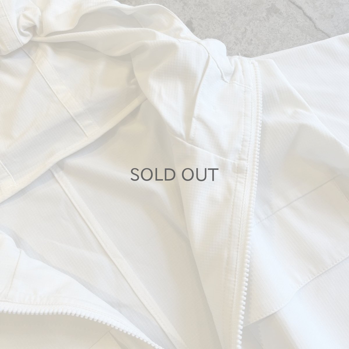 画像11: FRONT 2 POCKET SHORT DESIGN ZIP UP HOODIE JACKET / Ladies M (11)