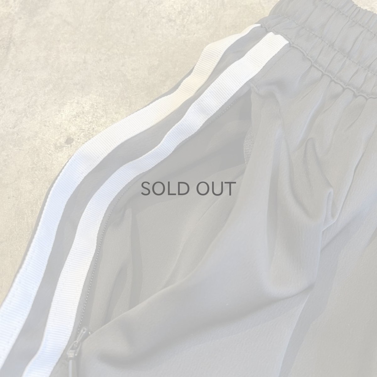 画像7: 【adidas】SIDE 3 LINE DESIGN FLARE LONG SKIRT / W25~W32 (7)