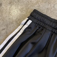 画像6: 【adidas】SIDE 3 LINE DESIGN FLARE LONG SKIRT / W25~W32 (6)