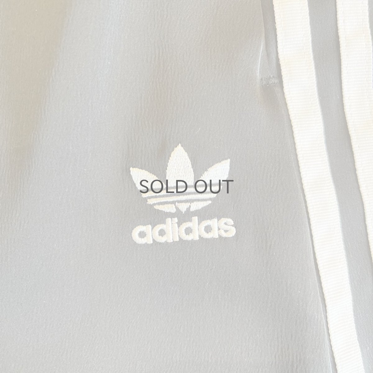 画像9: 【adidas】SIDE 3 LINE DESIGN FLARE LONG SKIRT / W25~W32 (9)