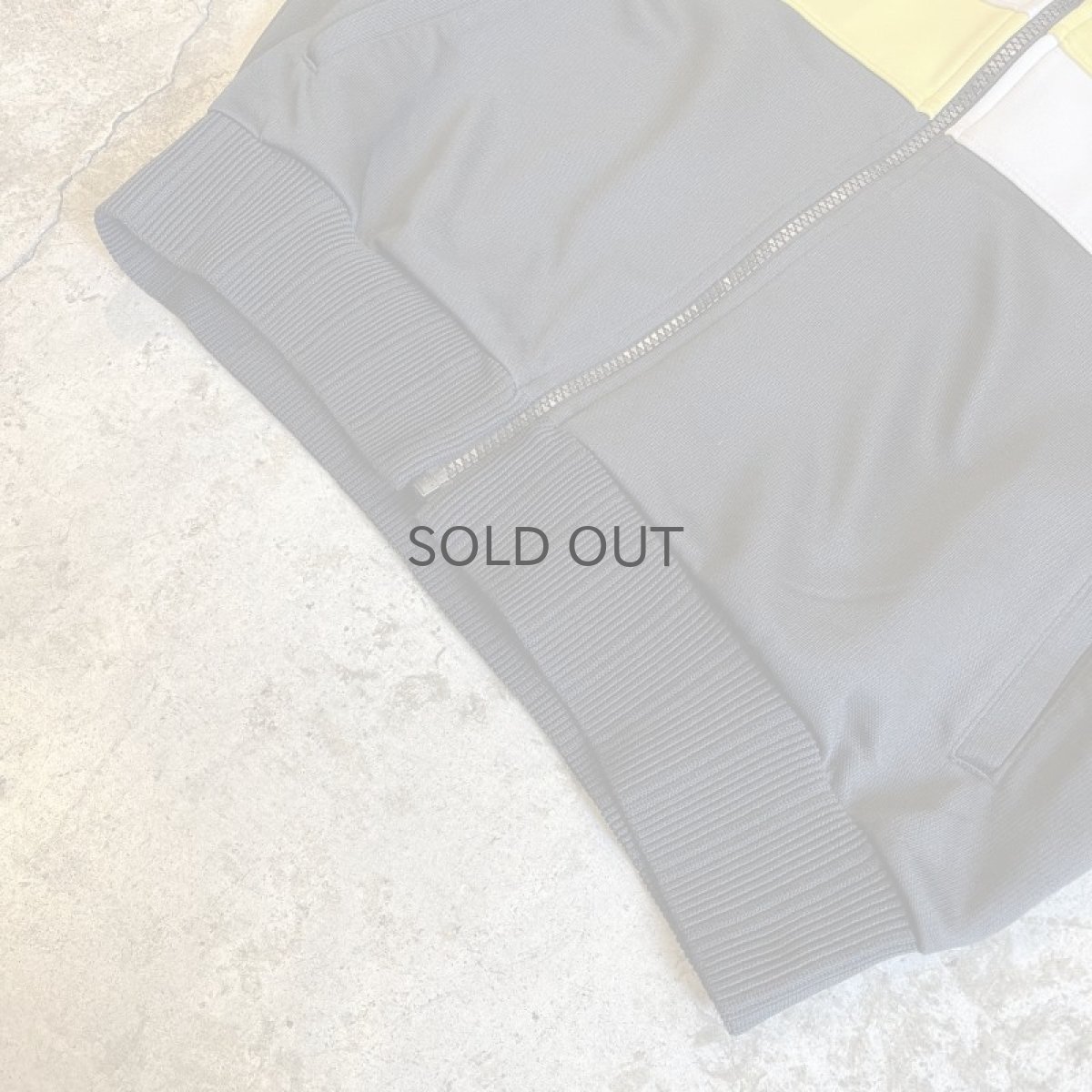 画像4: 【adidas】SLEEVE COLOR STRIPE DESIGN ZIP UP TRACK JACKET / Ladies M (4)