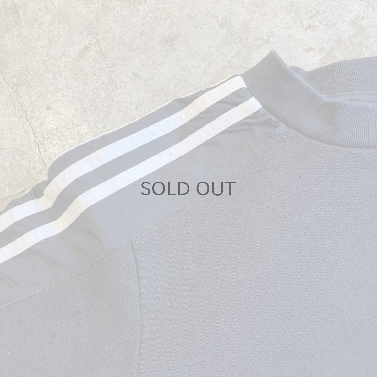 画像8: 【adidas】SLEEVE STRIPE PATCH DESIGN SHORT L/S SWEAT / Ladies S (8)