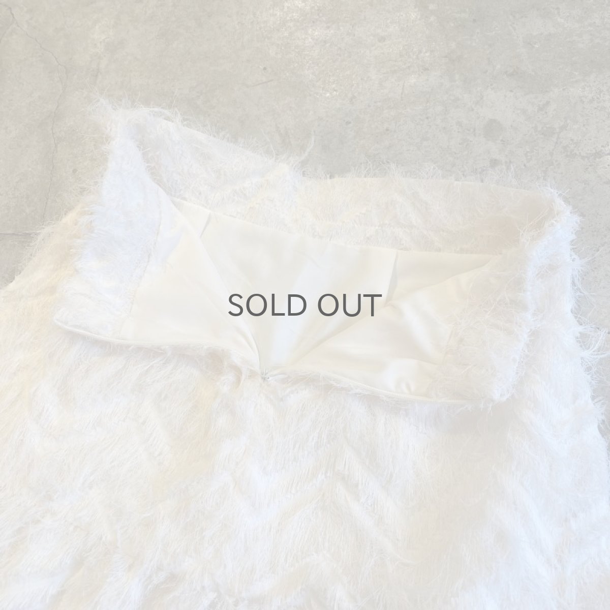 画像9: WHITE COLOR FEATHER FRINGE DESIGN TIERED LONG SKIRT / W25~W28 (9)