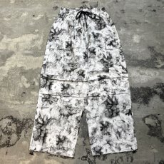 画像1: 【WONDERGROUND】MARBLING PATTERN CARGO WIDE PANTS / OS (1)