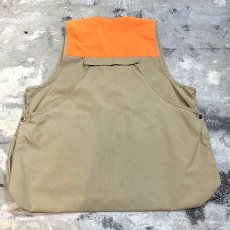 画像2: 90's COLOR SWITCHED MULTI POCKET NYLON VEST / Mens XL / MADE IN USA (2)