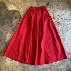 画像2: RED COLOR FLARE VOLUME LONG SKIRT / FREE~W33 (2)