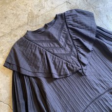 画像3: BLACK COLOR DESIGN VOLUME SLEEVE FRILL BLOUSE / Ladies M (3)