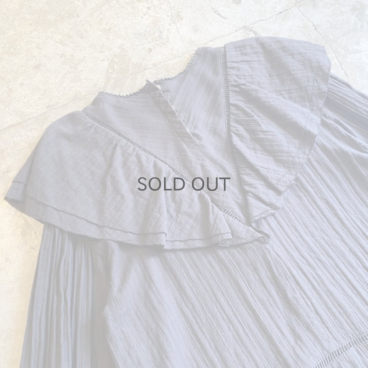 画像7: BLACK COLOR DESIGN VOLUME SLEEVE FRILL BLOUSE / Ladies M (7)