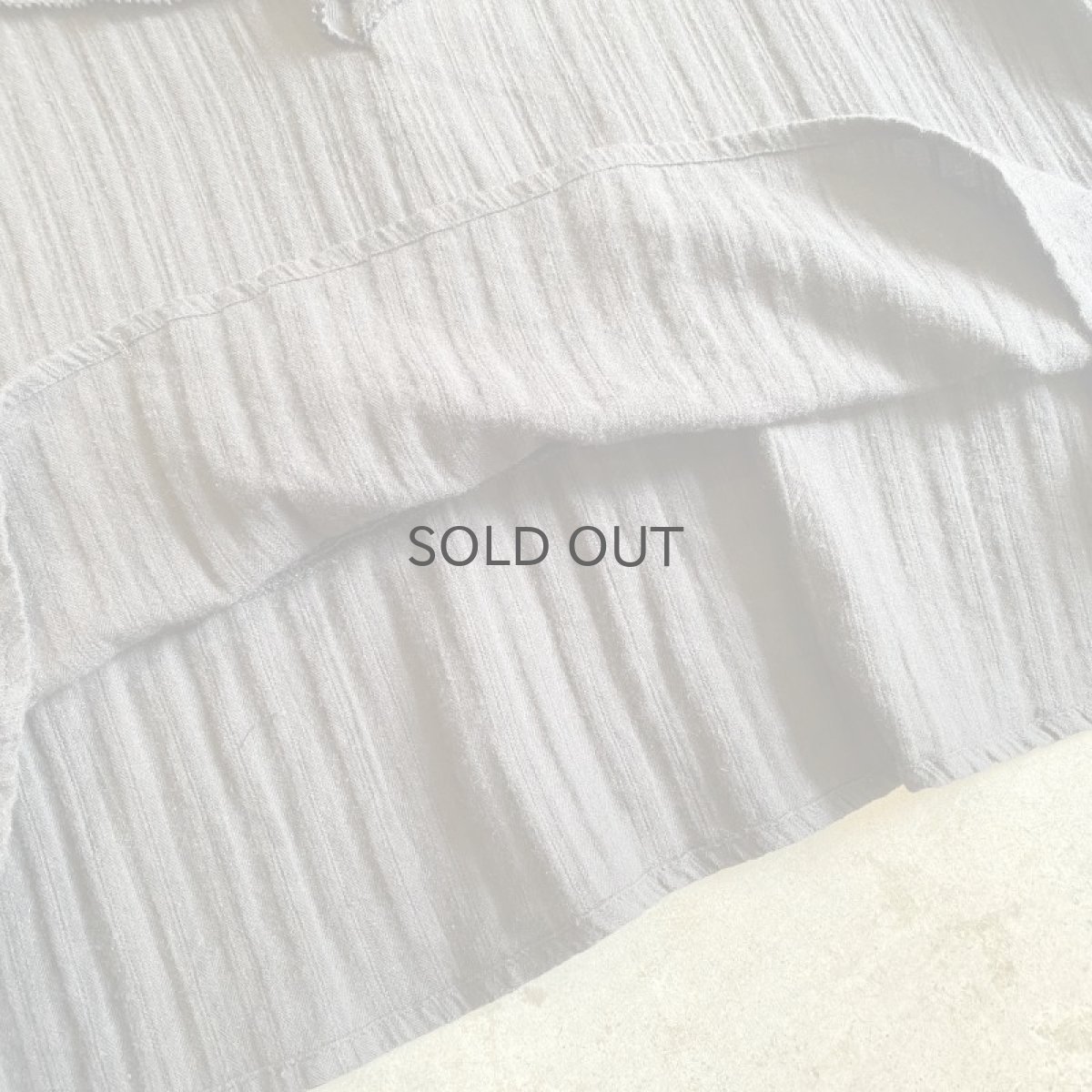 画像8: BLACK COLOR DESIGN VOLUME SLEEVE FRILL BLOUSE / Ladies M (8)