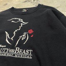 画像4: 90's "BEAUTY AND THE BEAST" EMBROIDERY SWEAT / Mens M / MADE IN USA (4)