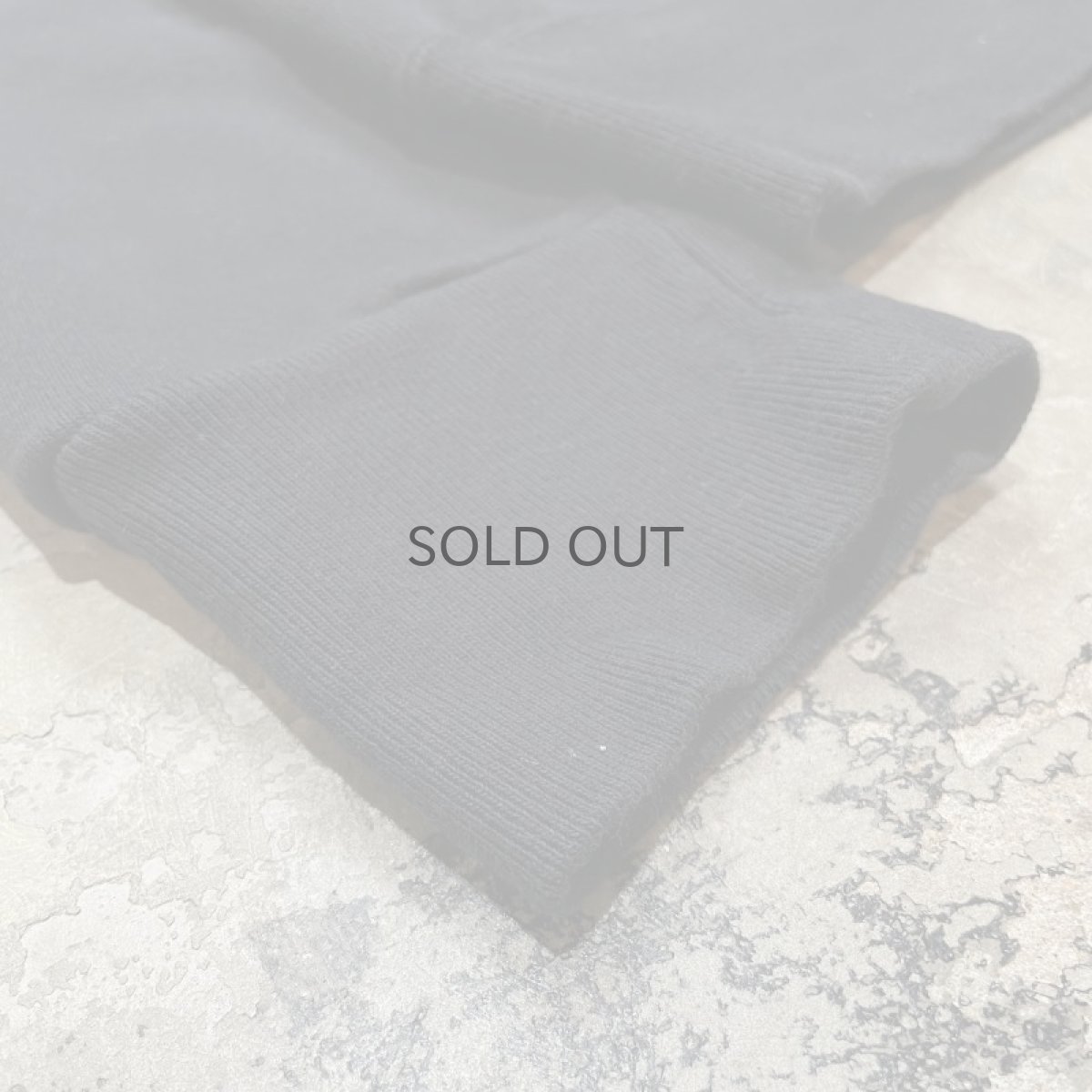 画像7: 90's "BEAUTY AND THE BEAST" EMBROIDERY SWEAT / Mens M / MADE IN USA (7)