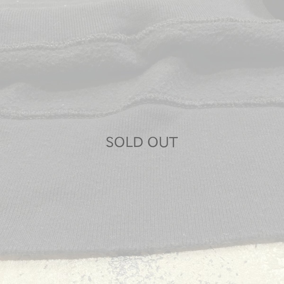 画像8: 90's "BEAUTY AND THE BEAST" EMBROIDERY SWEAT / Mens M / MADE IN USA (8)