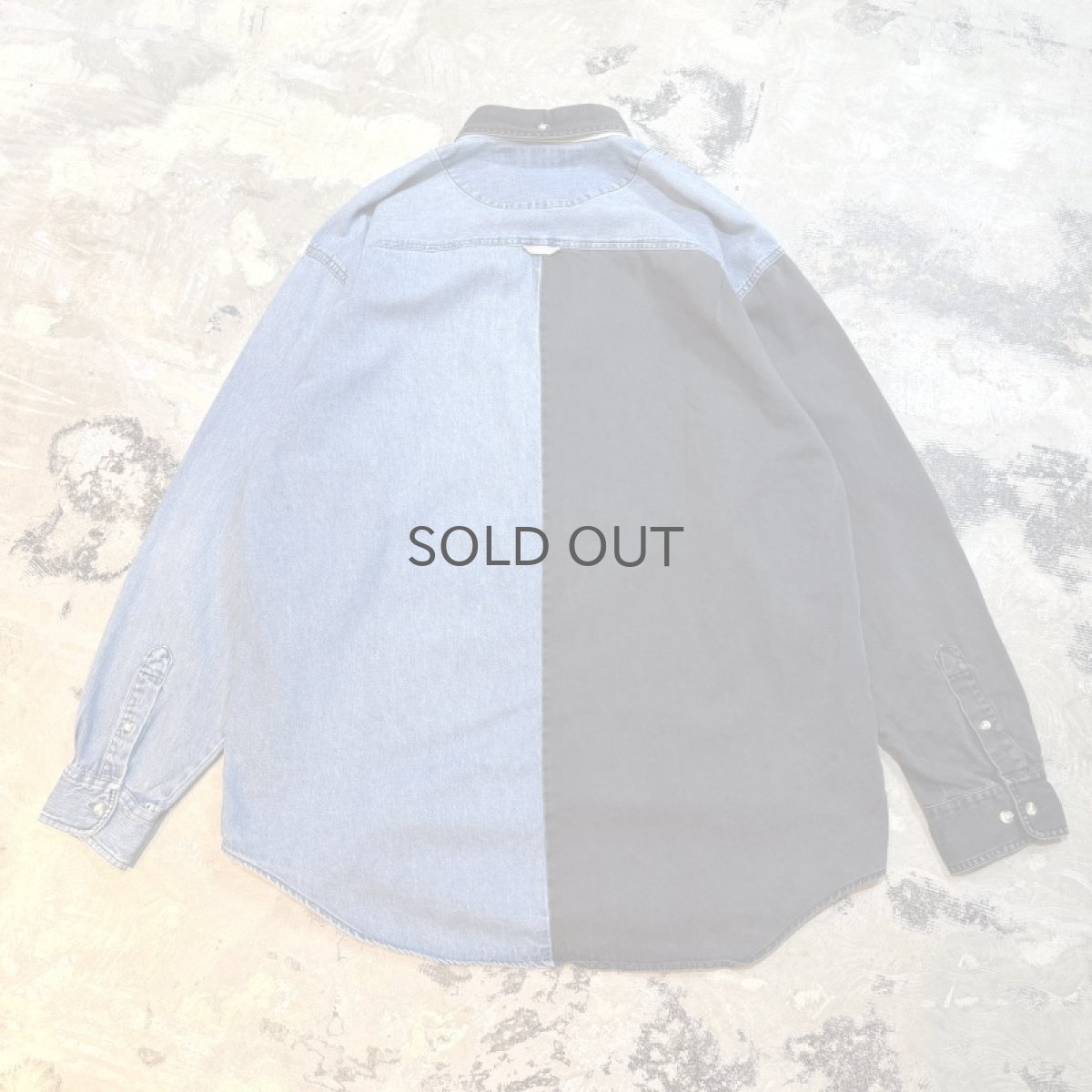 画像2: 90's BICOLOR SWITCHE DENIM B/D LONG SLEEVE SHIRT / Mens XL (2)