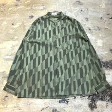 画像1: ALL OVER ARTISTIC PATTERN BAND COLLAR L/S SHIRT / Mens L (1)