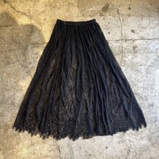 画像1: BLACK COLOR FLOWER LACE DESIGN TULLE FLARE LONG SKIRT / W23~W31 (1)