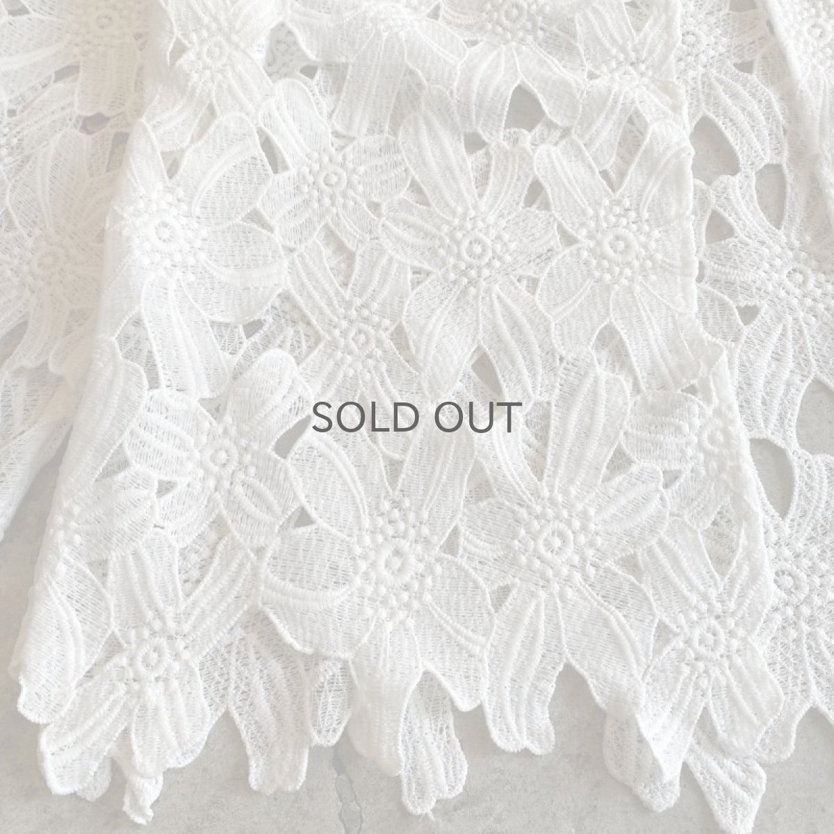 画像5: WHITE COLOR FLORAL LACE DESIGN CARDIGAN / Ladies M (5)