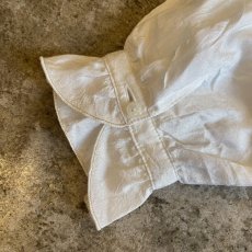 画像9: WHITE COLOR FRILL DESIGN BLOUSE / Ladies M (9)