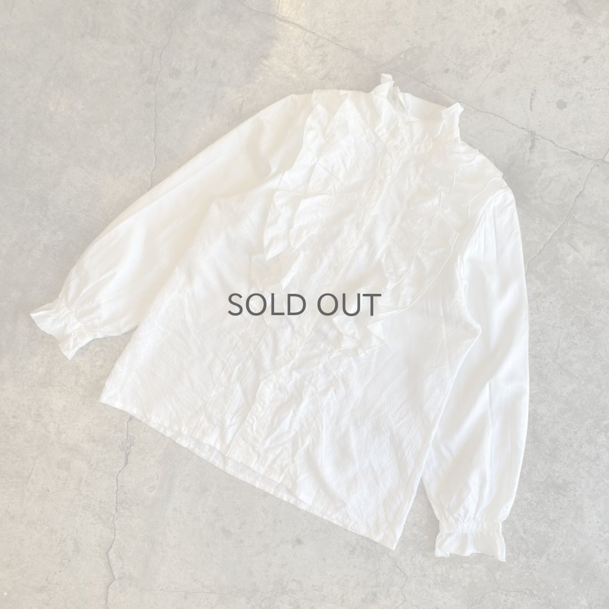 画像4: WHITE COLOR FRILL DESIGN BLOUSE / Ladies M (4)