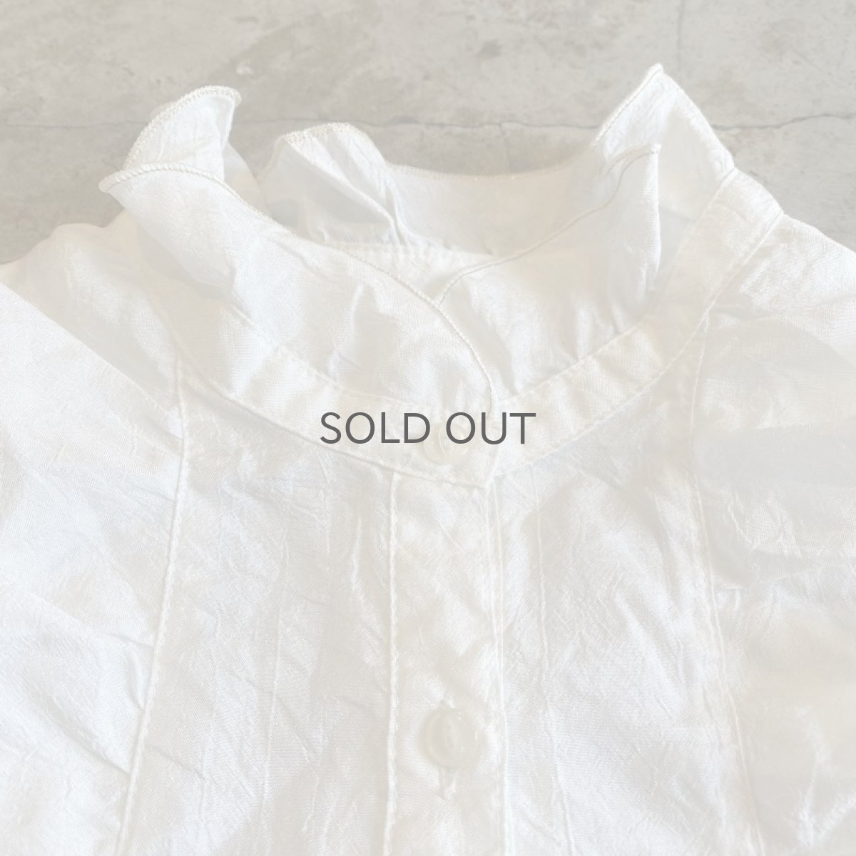 画像5: WHITE COLOR FRILL DESIGN BLOUSE / Ladies M (5)