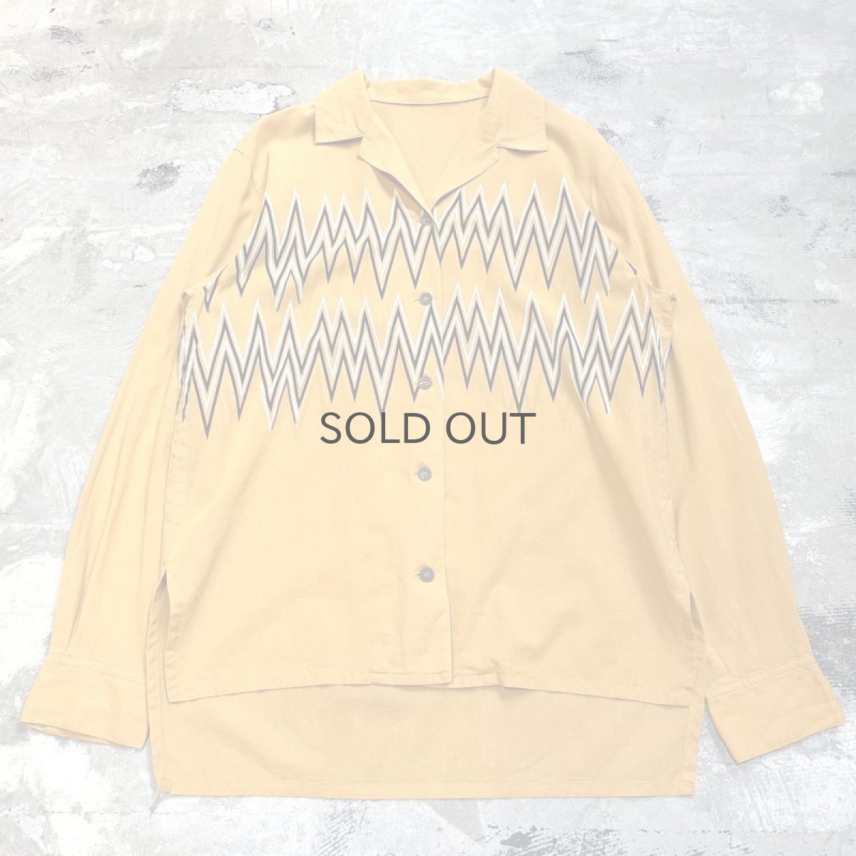 画像1: YELLOW CHEVRON PATTERN OPEN COLLAR L/S SHIRT / Mens L (1)